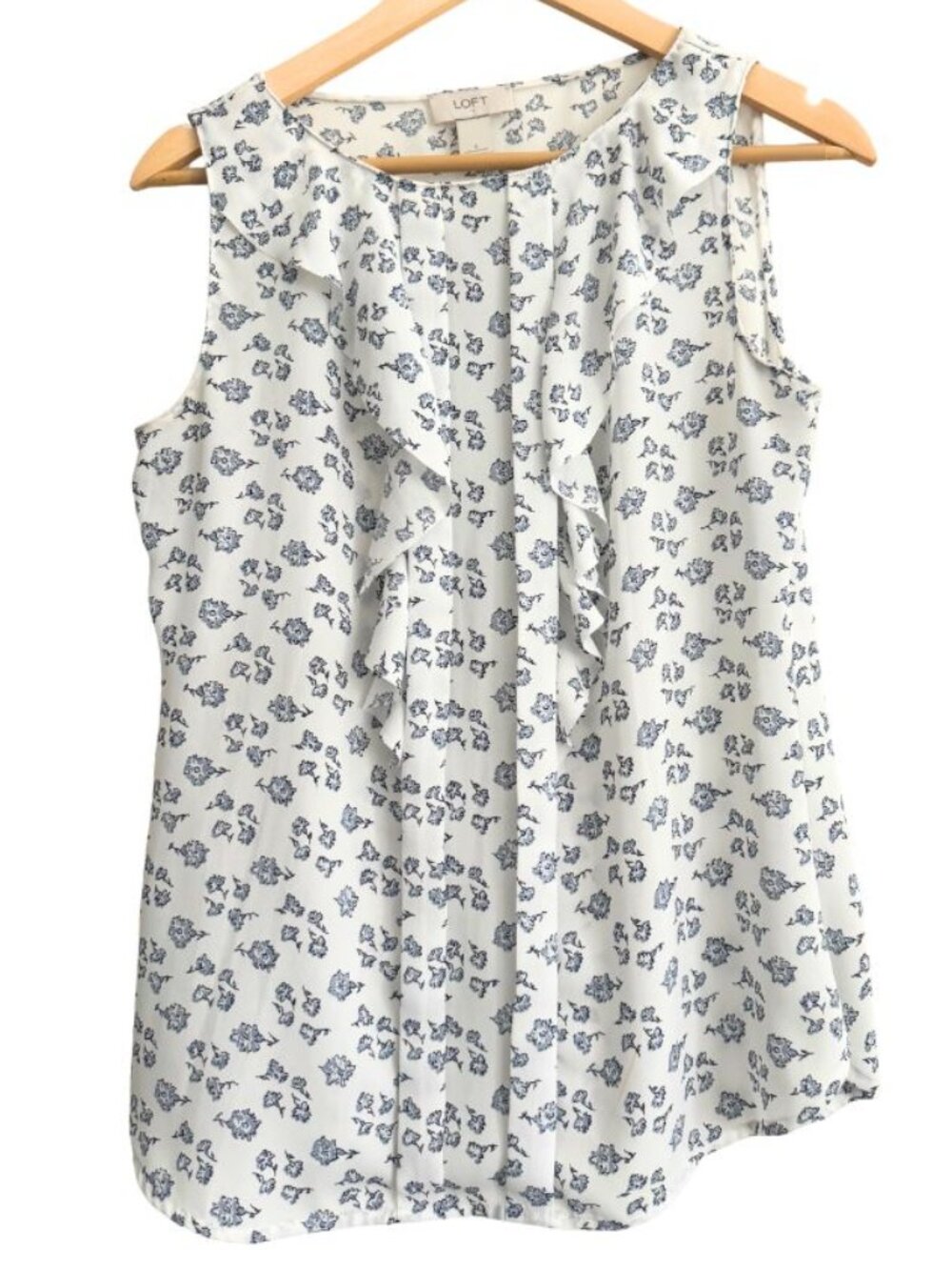 LOFT Blue White Floral Ruffle Front Sleeveless Blouse Top Small Business Casual
